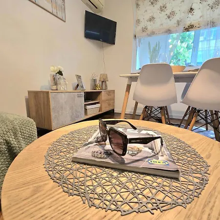 Liya House Apartament
