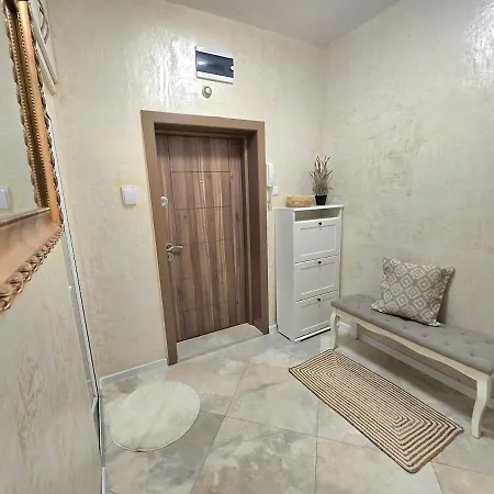 Liya House Apartament